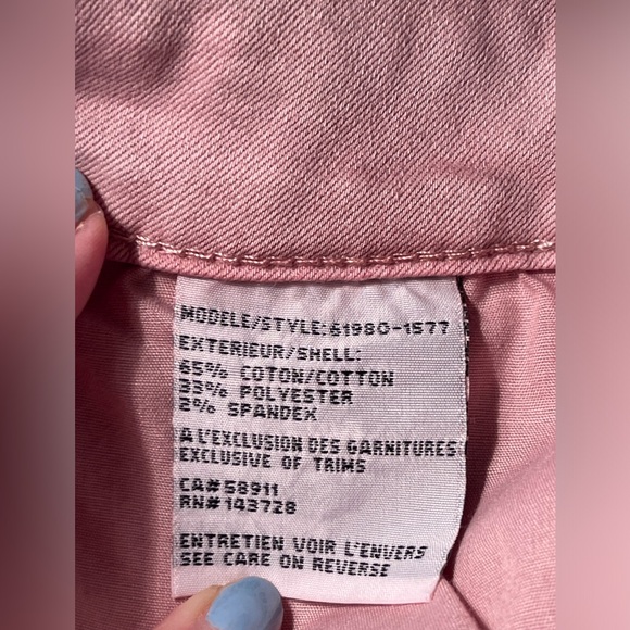 NWOT Tribal Jeans crop straight in a gorgeous dusty rose
Size 6 - Picture 5 of 7
